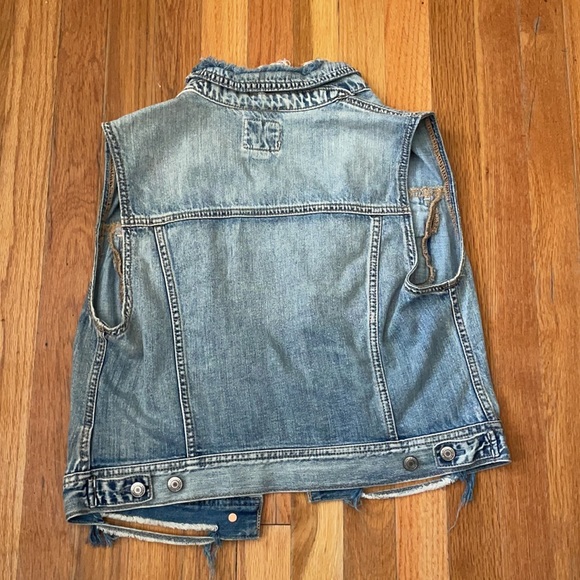 Jean vest - Picture 2 of 2